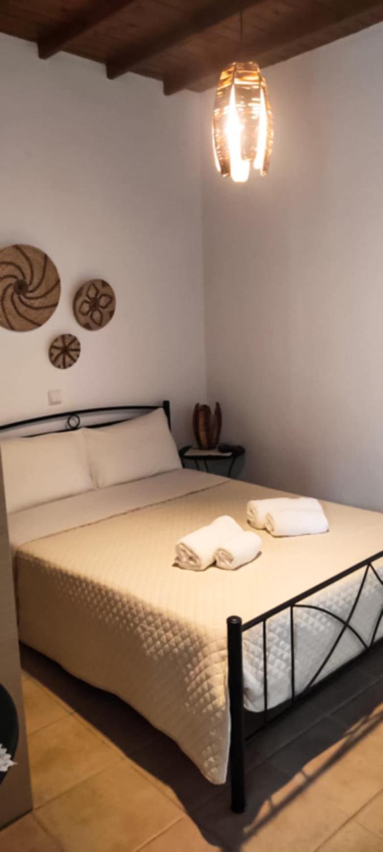 Seaside Residence Kiki Prassa,Кимолос Экстерьер фото